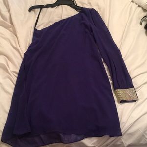 Blue City Triangle’s One Shoulder Short Prom Dress